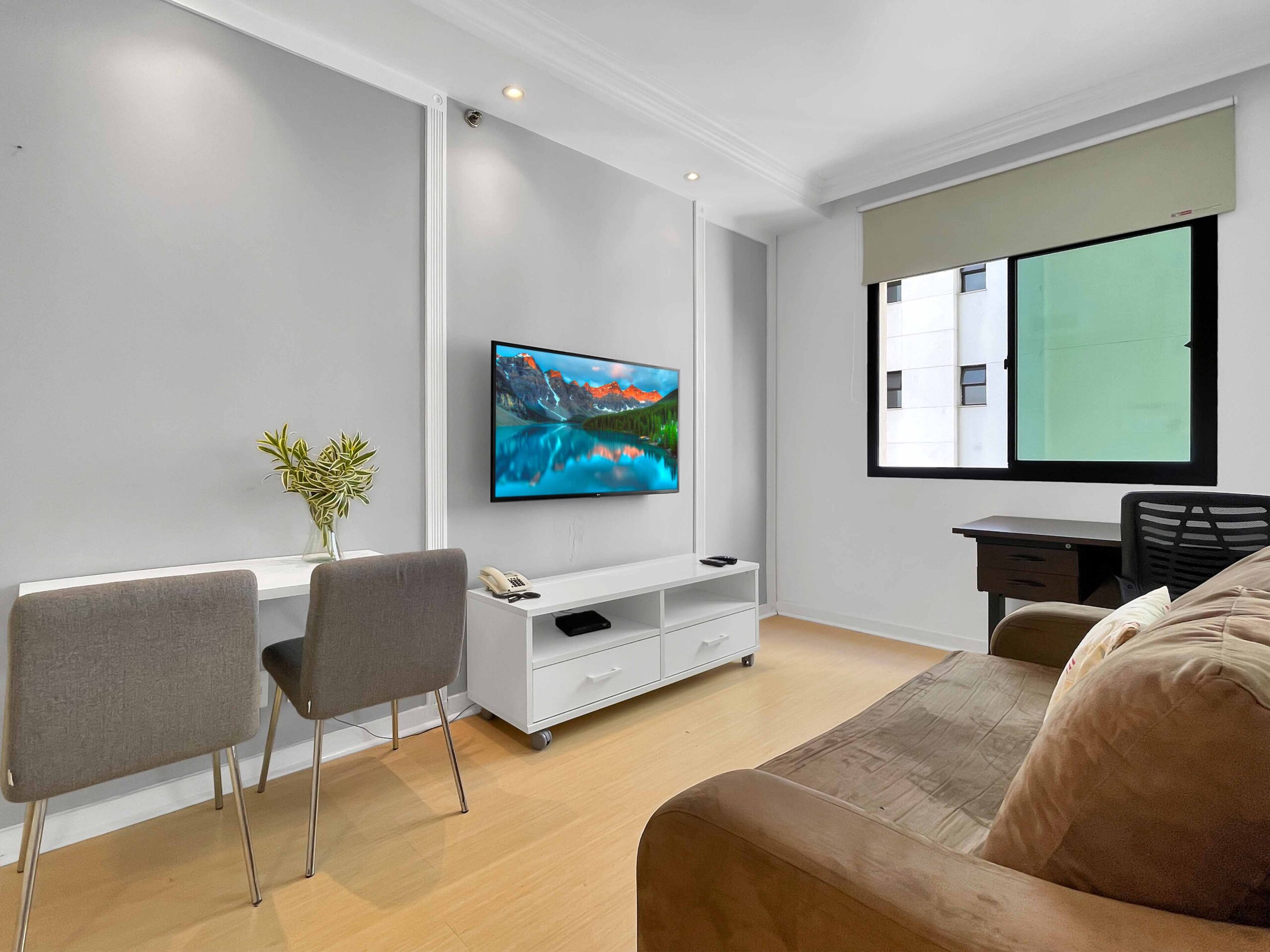 Real Estate image retouching example 11